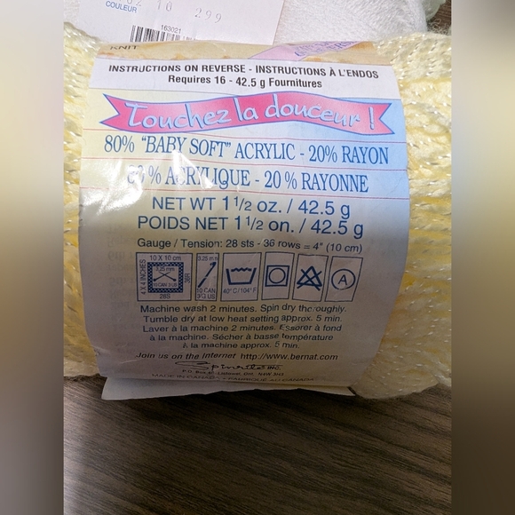 Vintage Bernat Baby Soft Yarn Bundle 6 Skiens 2 white 3 Verigated 1 Yellow - Picture 10 of 11